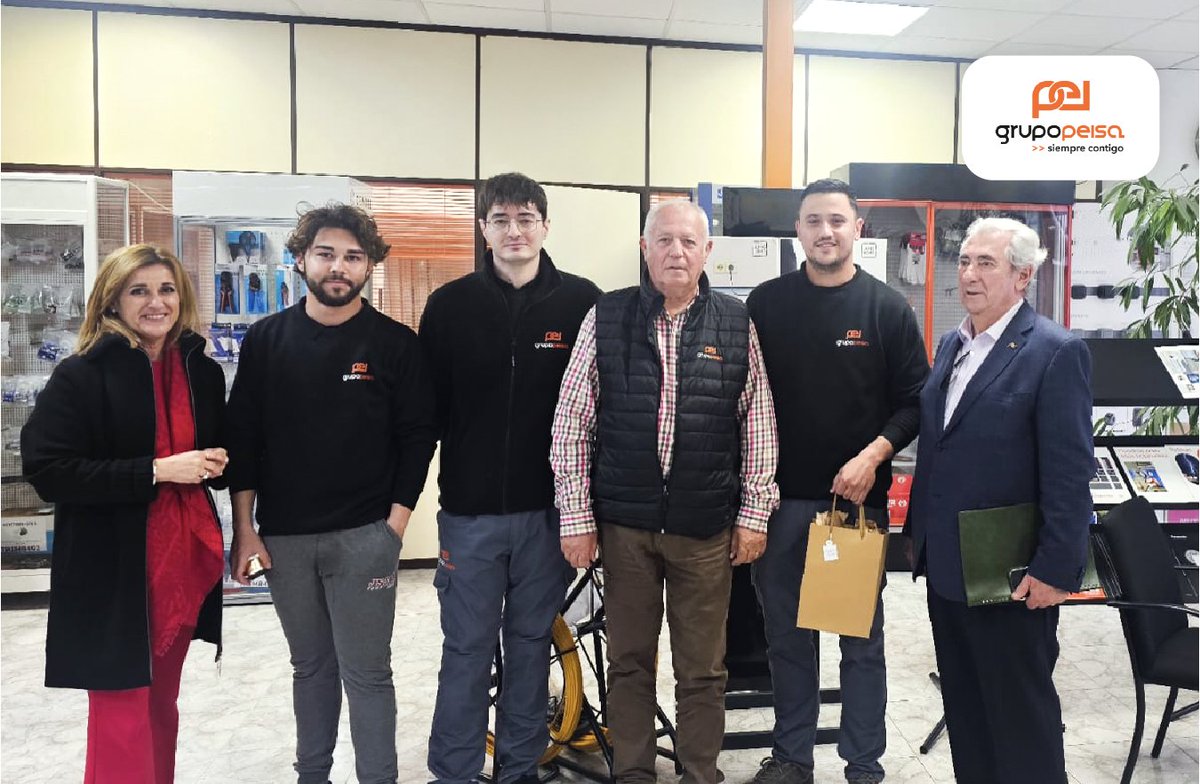 ¡Enhorabuena a José Francisco Guillen, Andrés Navarro y Víctor López de #PeisaAlicante por los reconocimientos de antigüedad! 👏

Valoramos vuestro esfuerzo y dedicación día tras día.
¡Seguimos!

#grupopeisa #equipo #juntosfunciona