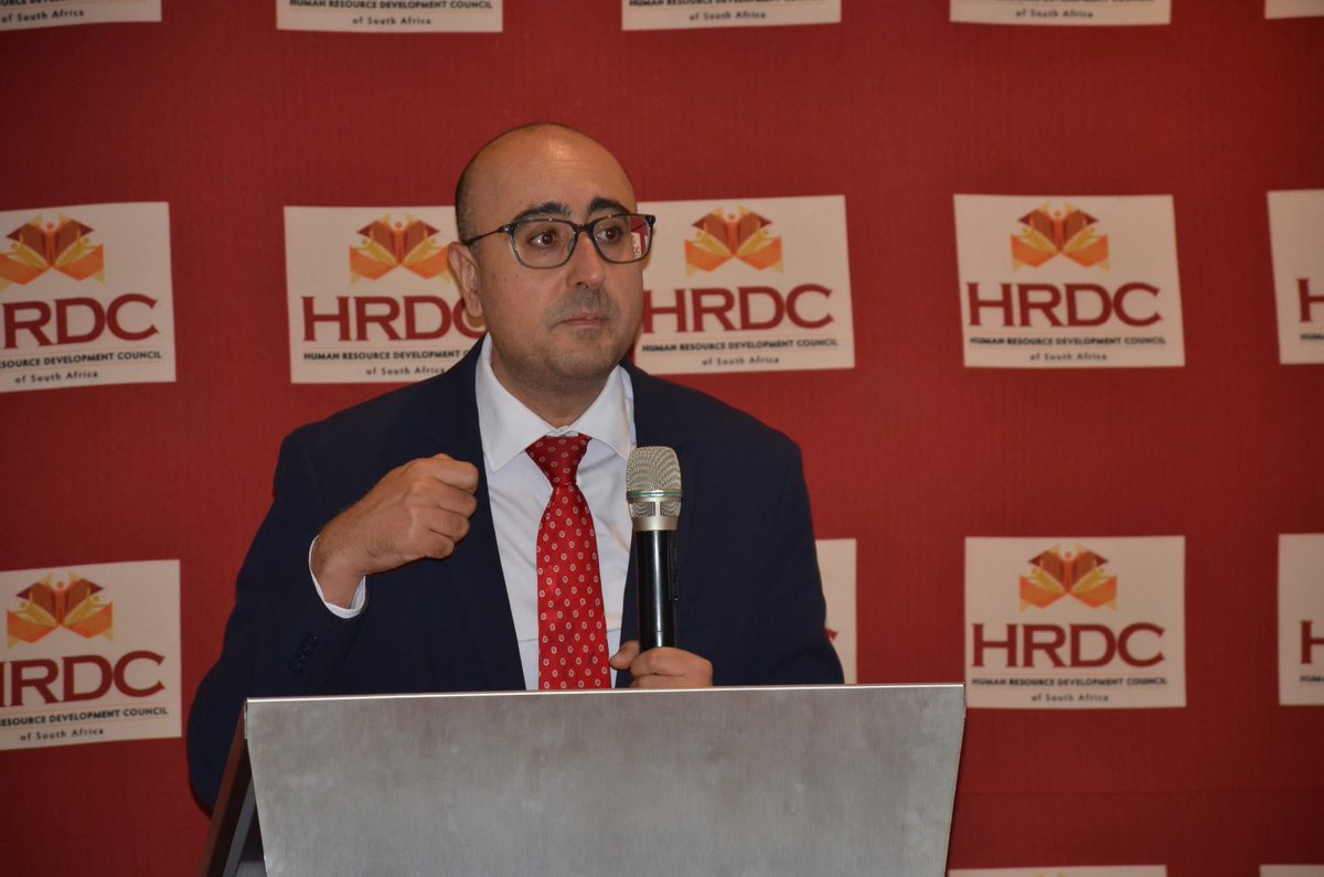 The HRDC Champion and CEO of Higher Health SA, Prof Ramneek Ahluwalia present the importance of Soft Skills.

"85% of job success comes from soft skills"

#HRDCEXCO