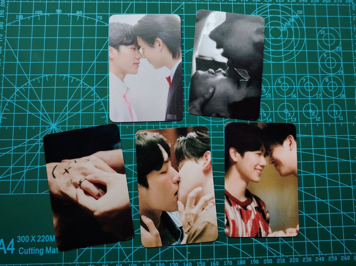 B612_BL's tweet photo. I make handmade photocards, not only from J&J, but also from Love Mechanics, The Heart Killers and Fourever You. I can make any other series. If you are interested, send me a DM. #yinwar #JACKANDJOKER #boyslovethailand #photocardset #yinyin_anw #warwanarat https://t.co/ICMDhFJQSr