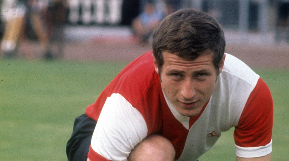 Arthur Ladinszky tweet media