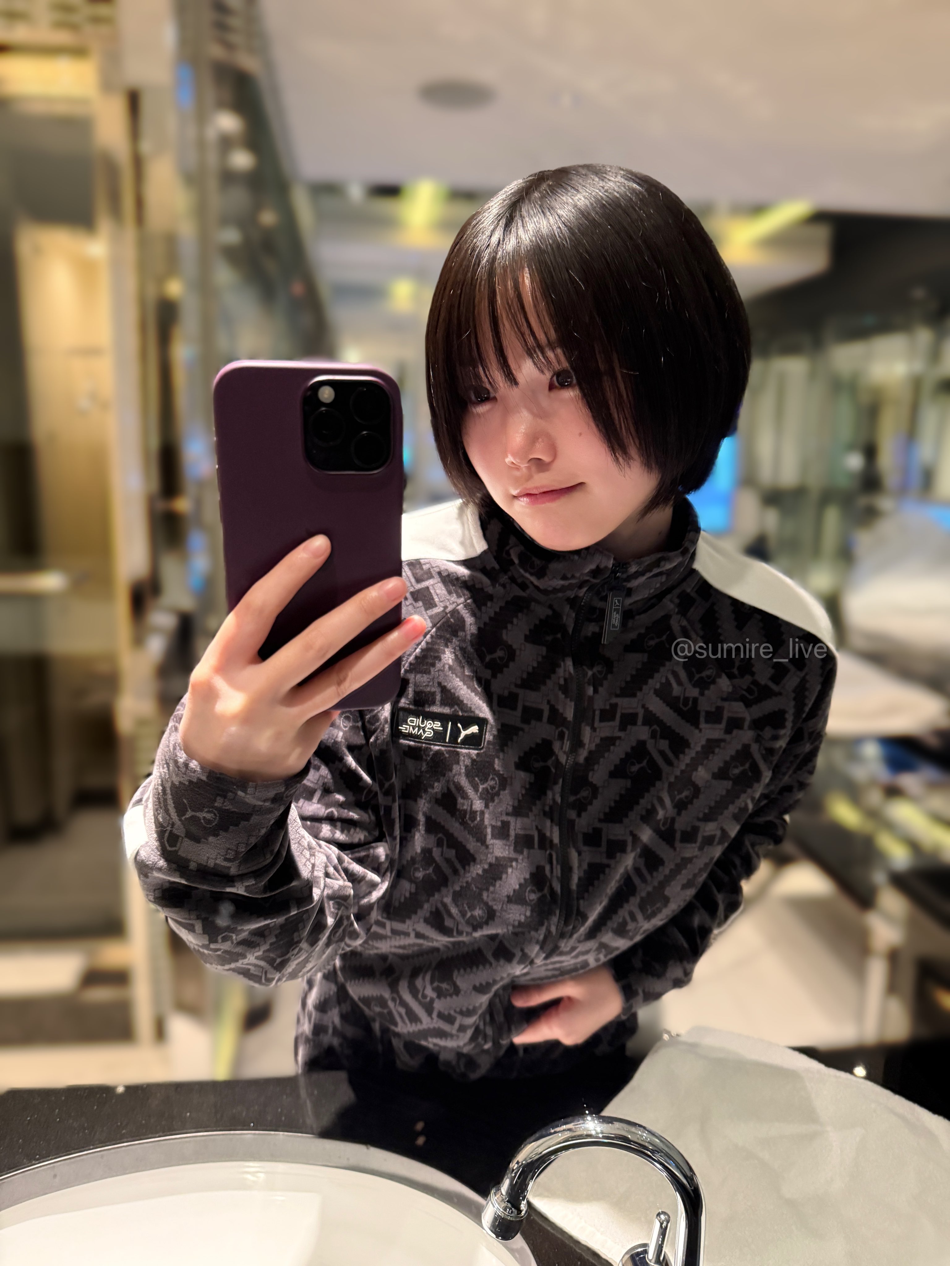 ボーイッシュやけど何発できそう…？｜すみれchさんのエロ画像（@sumire_live）