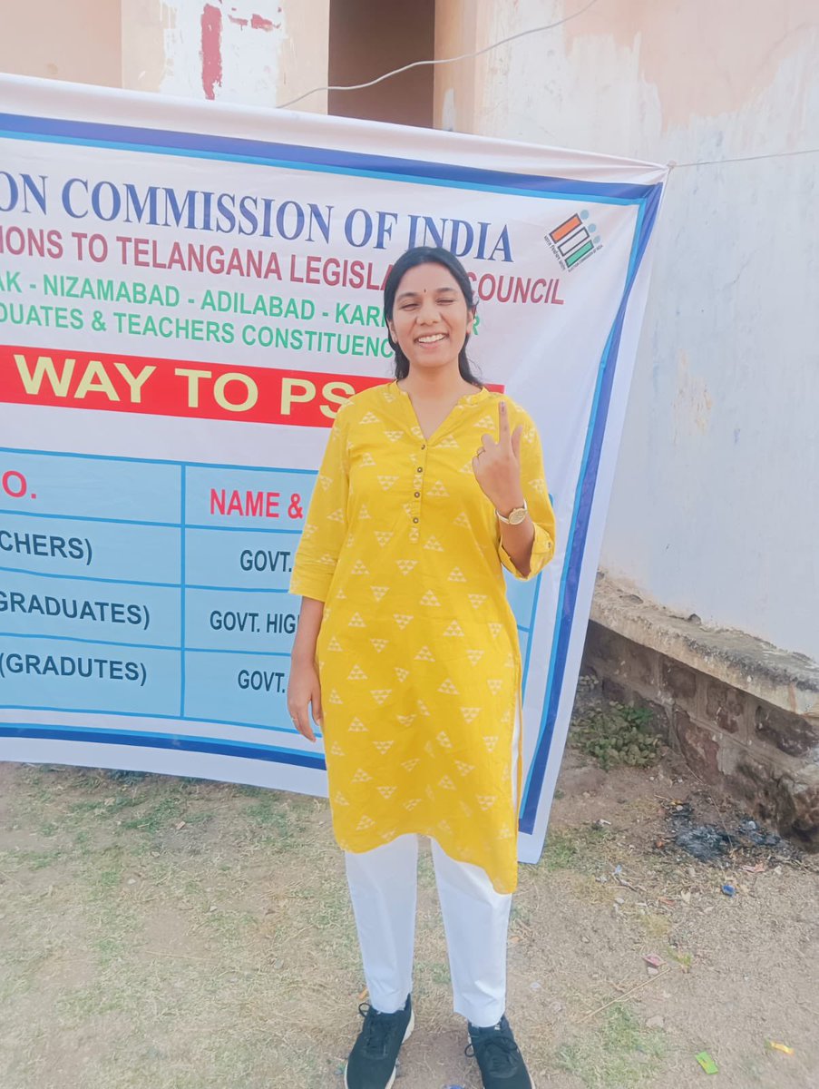 How peaceful it was to just Vote! 😊 #GraduateMLCElections
