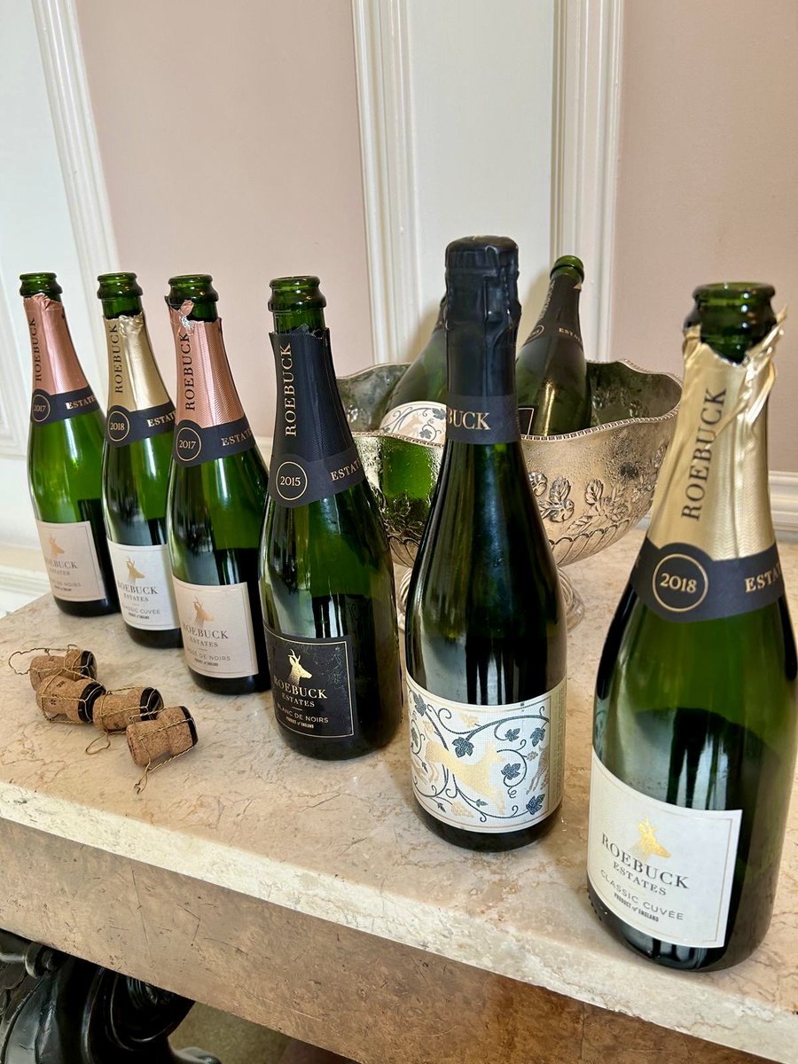 Thank you to Ed Cross from Roebuck Estates, who hosted a tasting lunch for some of our customers at Bowcliffe Hall recently! 🍾