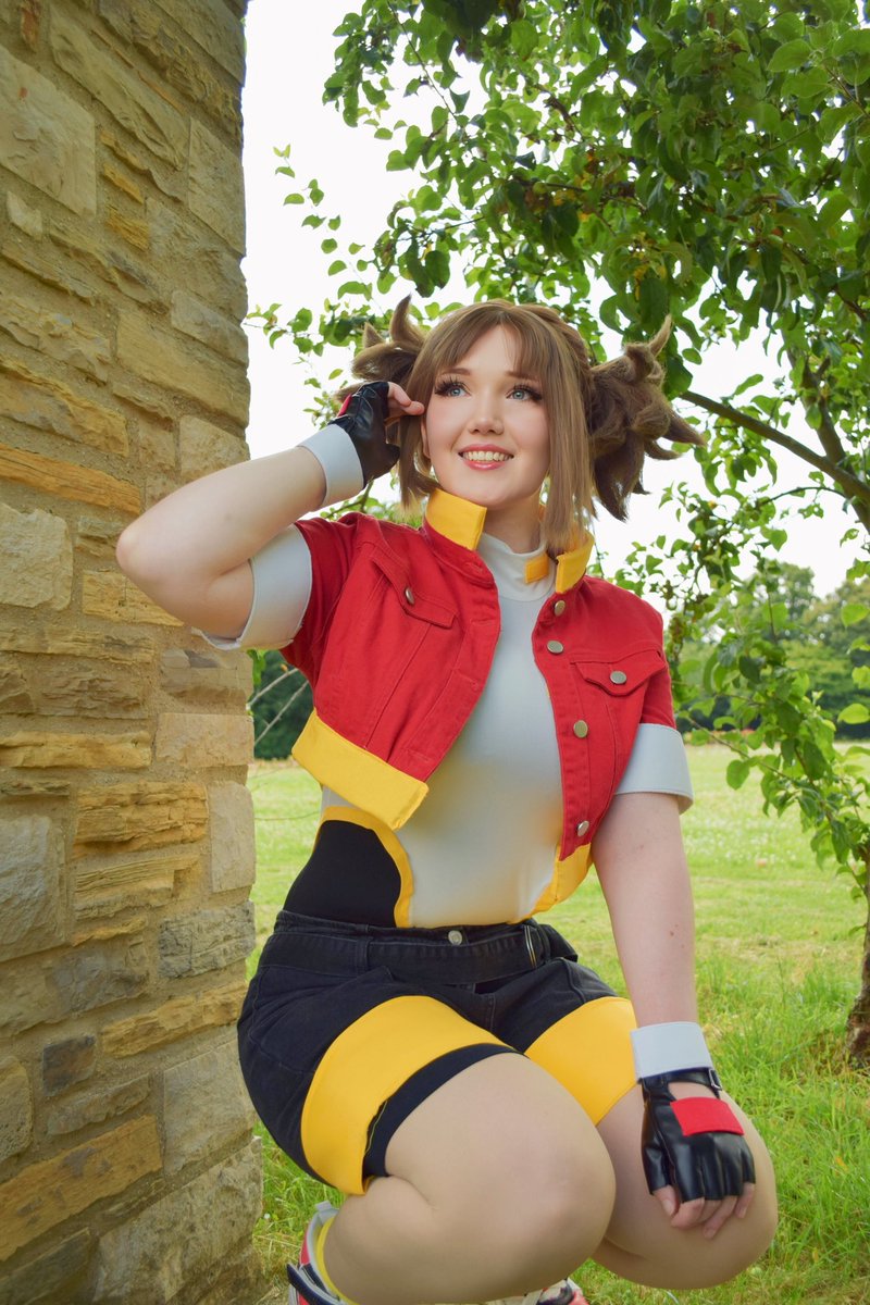 Inari_Darling's tweet image. Happy pokemon day!! All 5 pokemon ranger fans are coping that this will be our day (let’s pretend my Kate Cosplay is a summoning circle)