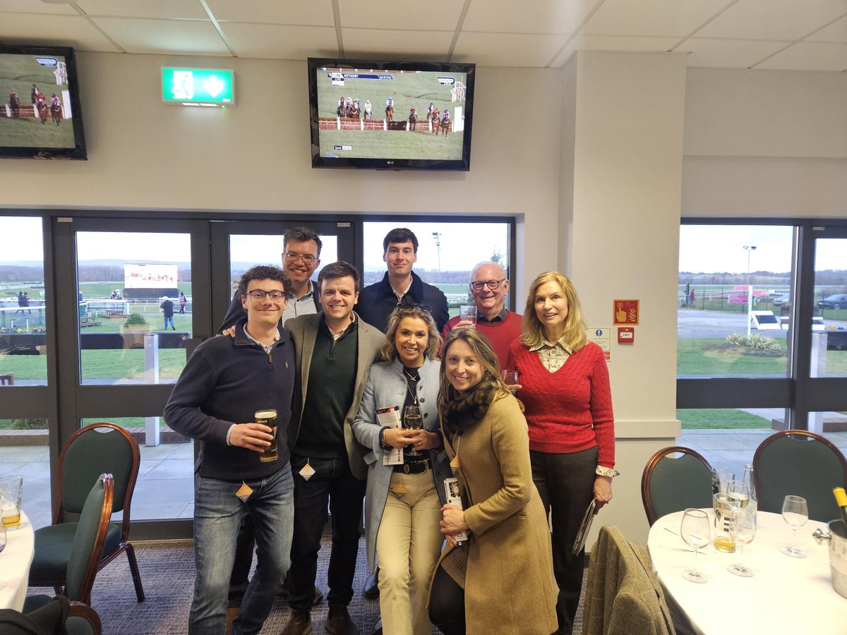 Legat Owen tweet media