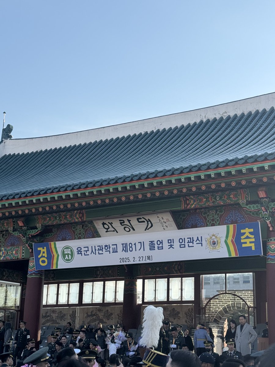 peachuuno's tweet image. 군인 ♡ ♡