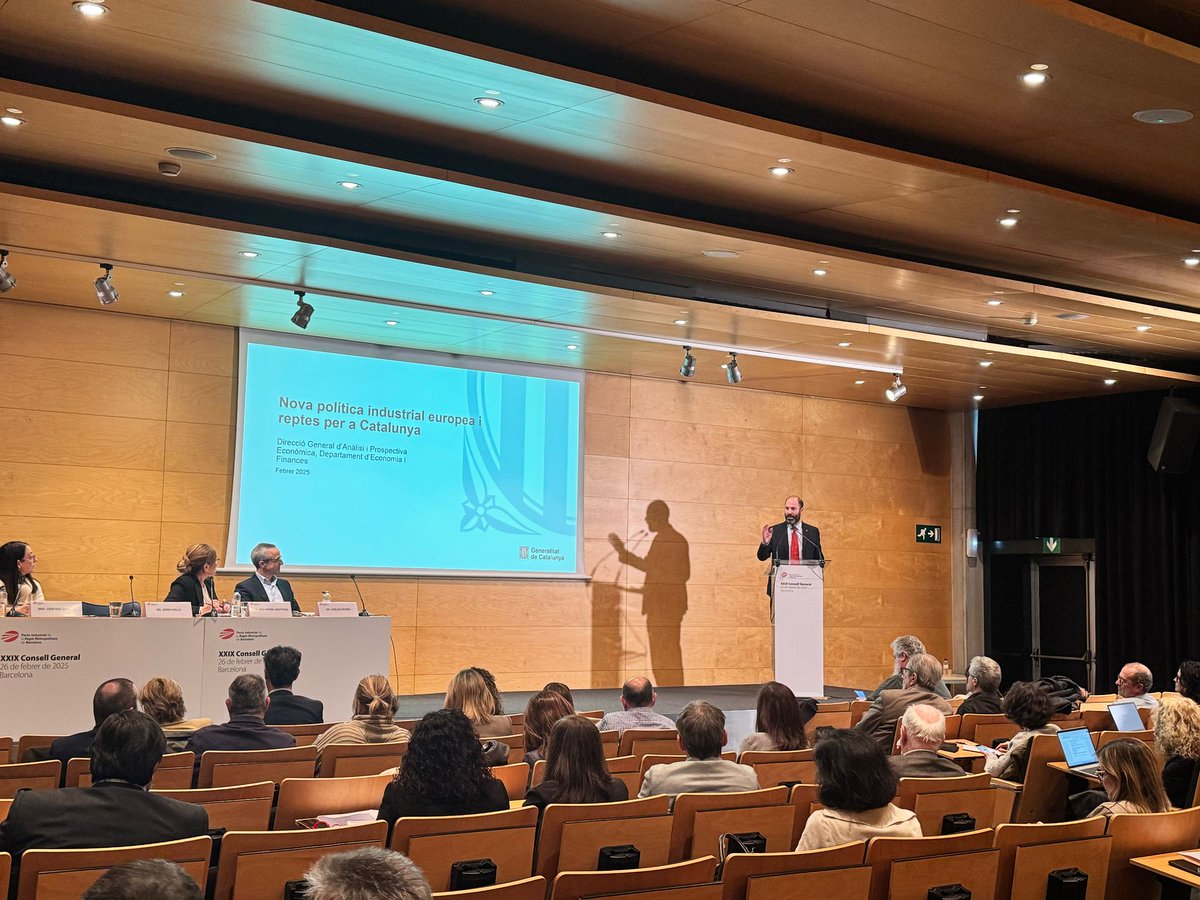 🔵 Assistim al XXIX Consell General del Pacte Industrial de la Regió Metropolitana de Barcelona, un espai clau per abordar el futur de la indústria al nostre territori. 
<a href="/gencat/">Generalitat de Catalunya</a> <a href="/xaviergarcesbdv/">Xavier Garcés</a> 

#NodusBarberà #PacteIndustrial #IndústriaCatalana #Innovació #BarberadelValles