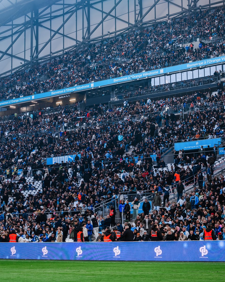 OM_Officiel's tweet image. 🎁 Gagnez 2️⃣ places pour #OMFCN à l’@orangevelodrome  ! 🏟️

💙 Likez le post
💬 Taguez votre +𝟏 en reply