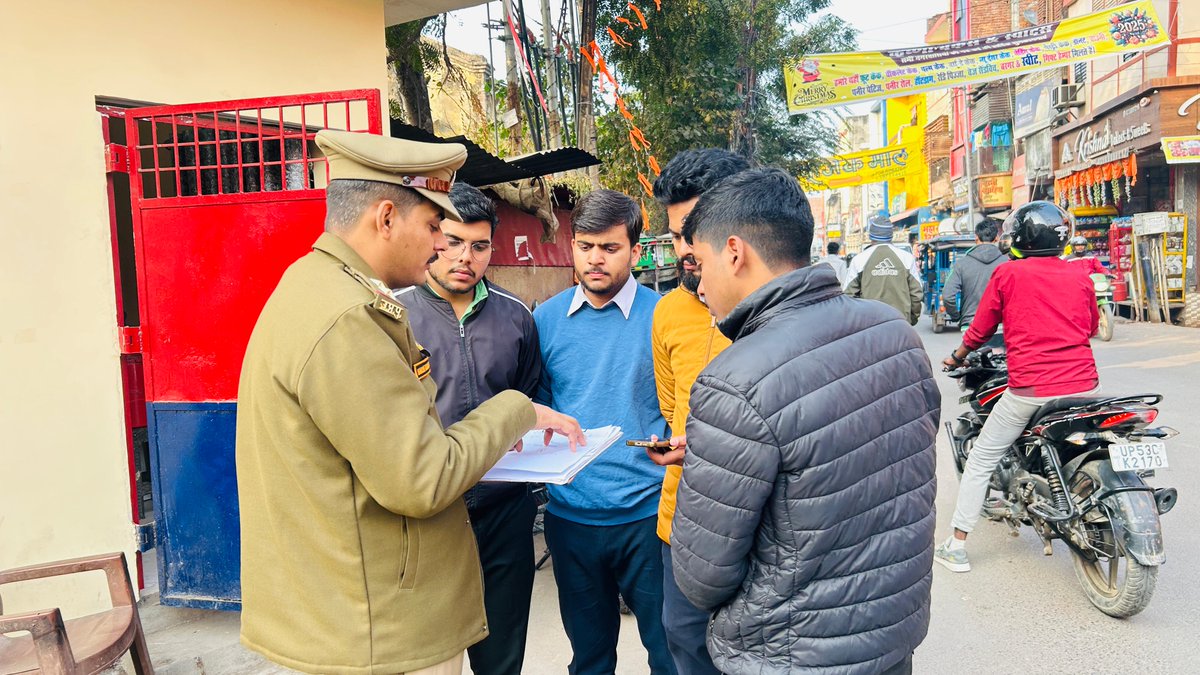 mybharatgov's tweet image. The Student Experiential Learning Program is in full swing across Uttar Pradesh, giving youth firsthand insights into police administration and law enforcement!
#MYBharat #SPEL