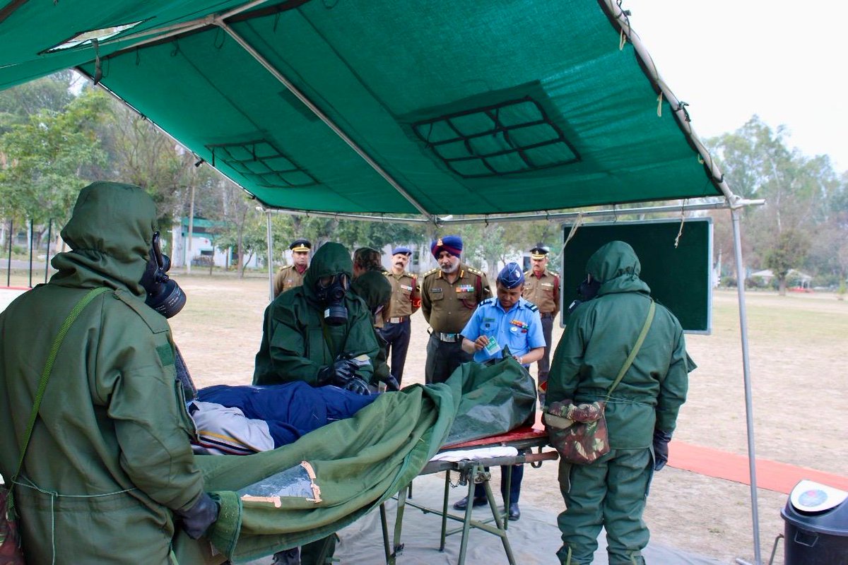 HQ_IDS_India's tweet image. Air Marshal MS Sridhar, Deputy Chief  (Med) #HQ_IDS visited 159 General Hospital and 307 Field Hospital to assess their #OperationalReadiness.
During his visit, DCIDS Med reviewed the Disaster Management preparedness of 159 General Hospital and  the #CBRN preparedness of Quick…