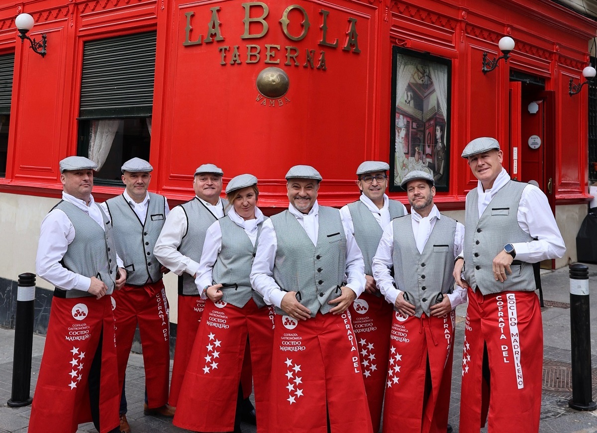 Nace la Cofradía del Cocido Madrileño: Uniendo a los maestros del plato más icónico de Madrid - Nutriguía (Desde 2002) nutriguia.com/gastronomia/na…