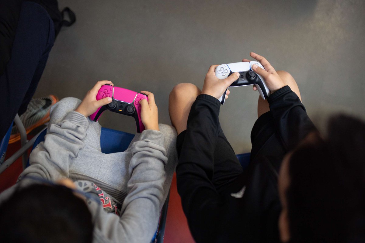 🎮👨‍👩‍👧‍👦 Game Caerphilly is a fun-filled event for the whole family! 🏆✨ 

From gaming and esports to interactive experiences, there’s something for everyone! Come down and join the fun! 🎟️ 

#Caerphilly