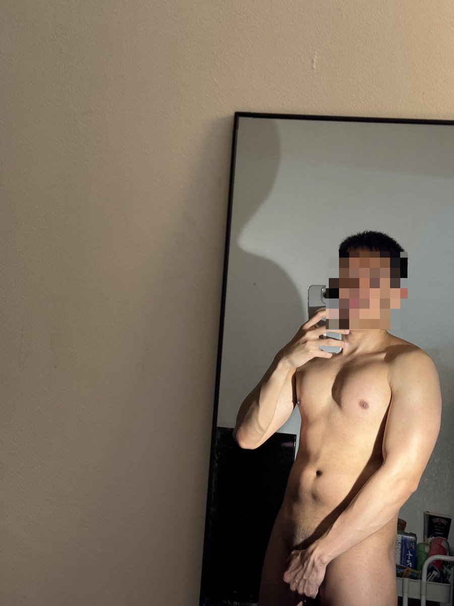 ᴢᴇᴍ tweet media