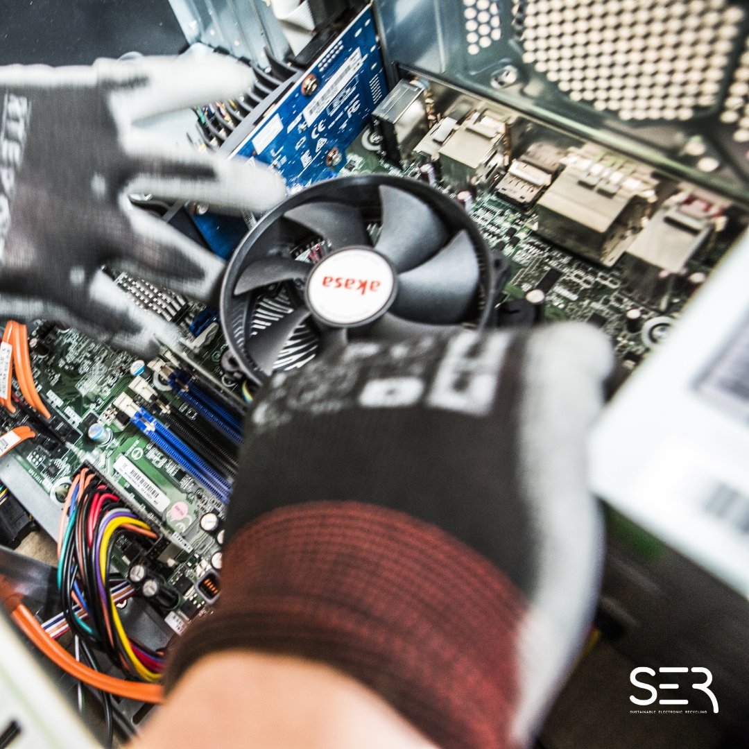 SE Recycling’s IT refurbishment gives used devices a second life—reducing e-waste &amp; offering cost-effective, high-quality refurbished laptops. Join the movement for a greener future!

🌐Find out more:  ow.ly/Qb0550V7sB2

#SustainableIT #RefurbishedLaptops #SERecycling