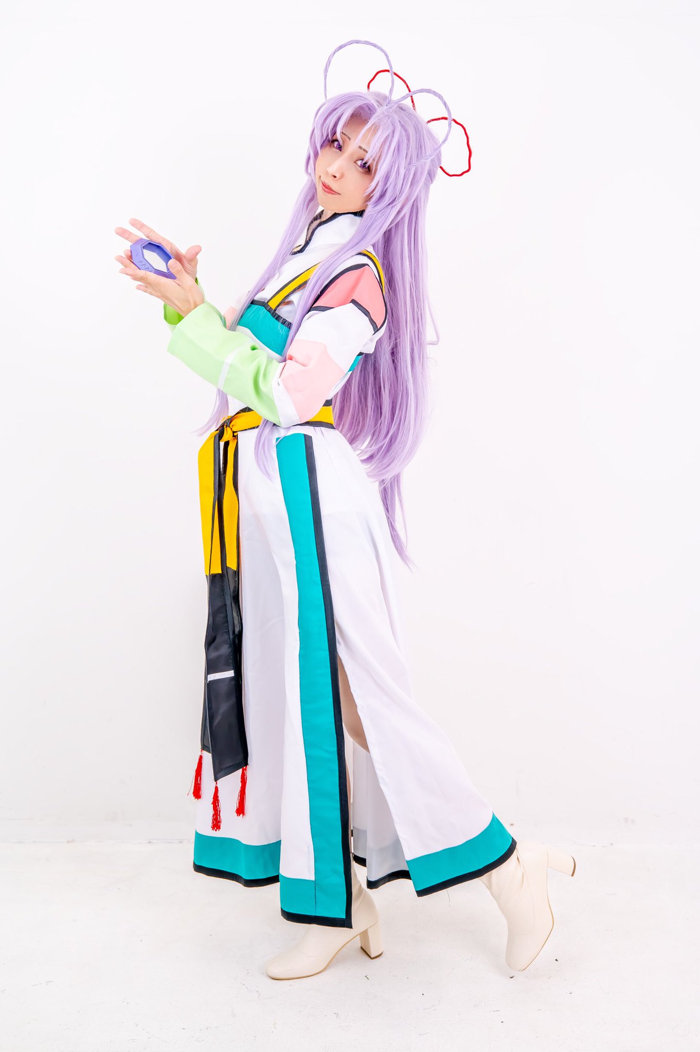GkyrB3dboAAbf2x.jpg:large