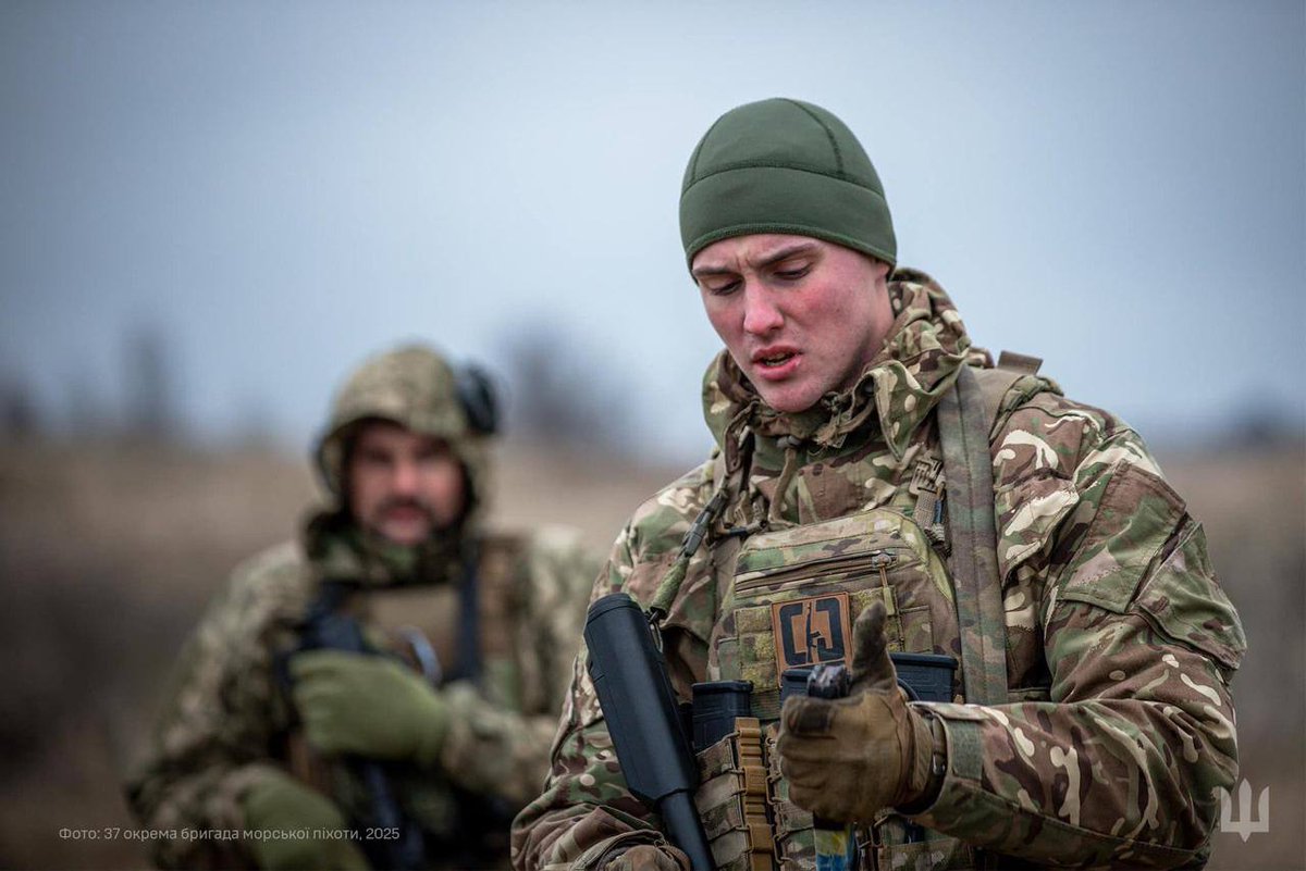 #StandWithUkraine and its brave defenders!

📷: 37th Marine Brigade