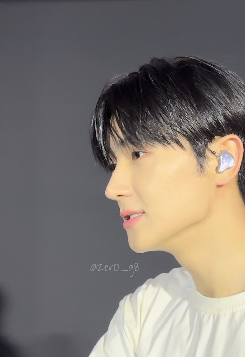 250223 역시 얼굴 천재..🤴🏻✨
#더보이즈 #현재