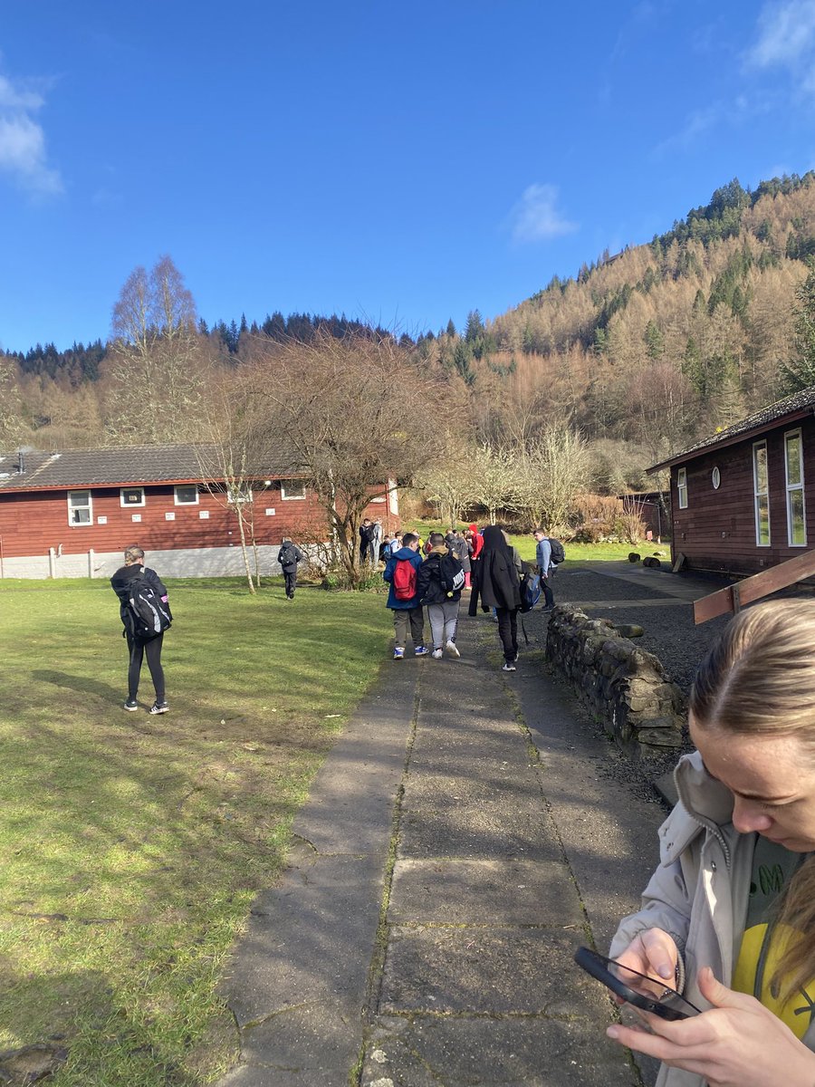 Time for an exploration walk ⛰️⛰️ <a href="/MccloreyMr/">McCloreyMr</a> <a href="/MissHamill8/">Miss Hamill</a> #ThorntreeDounans2025