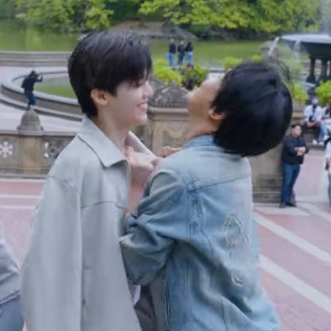 nahyuckfolder's tweet photo. they look so happy 🥹🫶🏻 https://t.co/oM6zmmtrd9