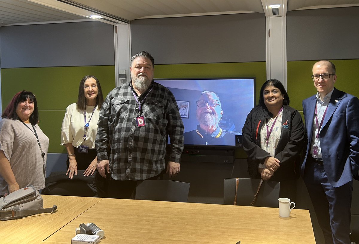 Tom Stannard (@tomstannard) on Twitter photo I was pleased to catch up with our <a href="/ManCityCouncil/">Manchester City Council</a> trade union reps today including <a href="/StretfordJane/">Cllr Jane Slater</a> and Joint Secretary <a href="/CarlGreatbatch/">Carl Greatbatch</a> to discuss workforce issues and areas for collaboration in the future- thanks for making the time #localgov #Manchester I was pleased to catch up with our <a href="/ManCityCouncil/">Manchester City Council</a> trade union reps today including <a href="/StretfordJane/">Cllr Jane Slater</a> and Joint Secretary <a href="/CarlGreatbatch/">Carl Greatbatch</a> to discuss workforce issues and areas for collaboration in the future- thanks for making the time #localgov #Manchester