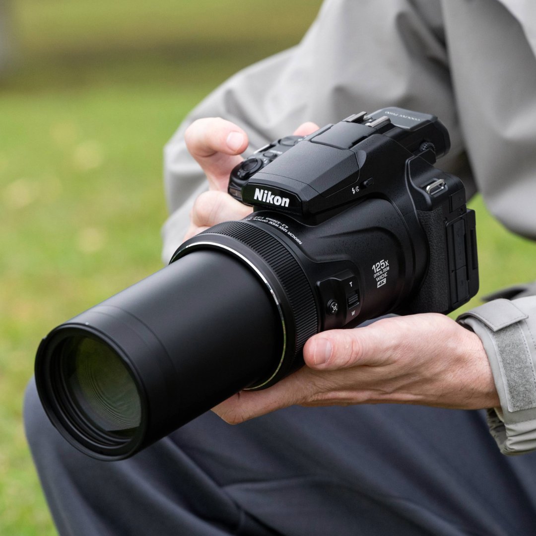 Explorez le monde sous tous les angles avec le COOLPIX P1100, disponible sur le Nikon Store : bit.ly/410Z2Jr 
Notre appareil photo numérique compact et léger avec zoom optique 125x vous permet d’immortaliser chaque scène en grand-angle ou de saisir les moindres détails.