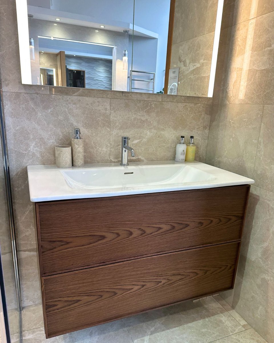 Stone & Chrome (@stoneandchrome) on Twitter photo Stylish & sleek in every detail β¨ The VitrA M-Line vanity in a walnut finish brings warmth and sophistication to this serene bathroom space
- Keuco Somaris LED lit mirrored cabinet.
- AXOR one basin mixer in chrome.
---
π§ enquiries@stoneandchrome.com Stylish & sleek in every detail β¨ The VitrA M-Line vanity in a walnut finish brings warmth and sophistication to this serene bathroom space
- Keuco Somaris LED lit mirrored cabinet.
- AXOR one basin mixer in chrome.
---
π§ enquiries@stoneandchrome.com