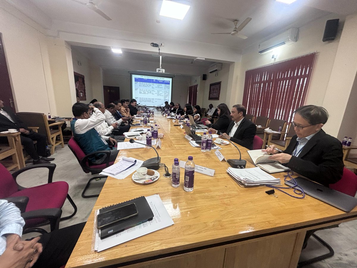 TUTD_Project's tweet photo. Honorable Tomoo Ueda, Principal Urban Development Specialist, SG-WUD has joined the review meeting. Day-1 https://t.co/2rslI3mo28