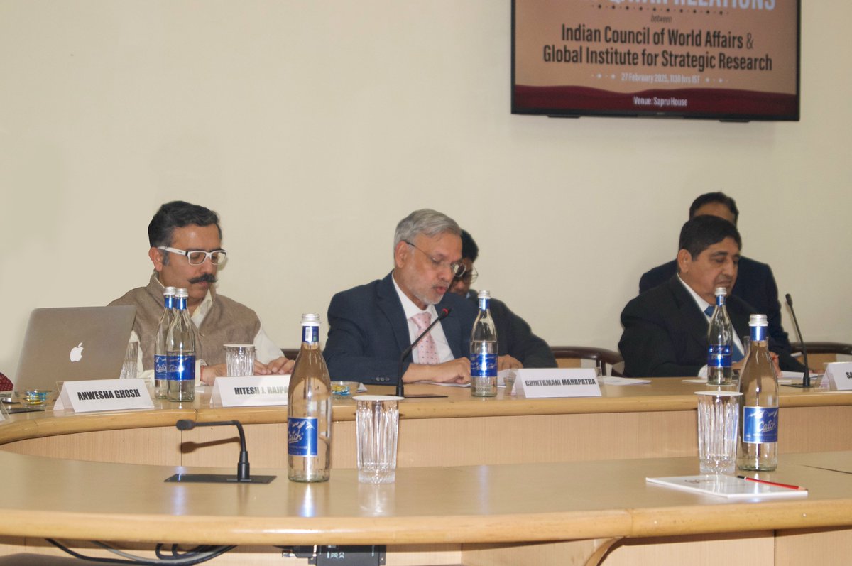 ICWA-GISR (Global Institute for Strategic Research) <a href="/GISR_X/">Global Institute for Strategic Research</a>, Doha organised a Seminar on "India-Qatar Relations" at Sapru House today. Amb. Sanjay Singh, Former Ambassador of India to Iran and Secretary East, MEA <a href="/MEAIndia/">Randhir Jaiswal</a> chaired Session II on "Changing Global and Regional