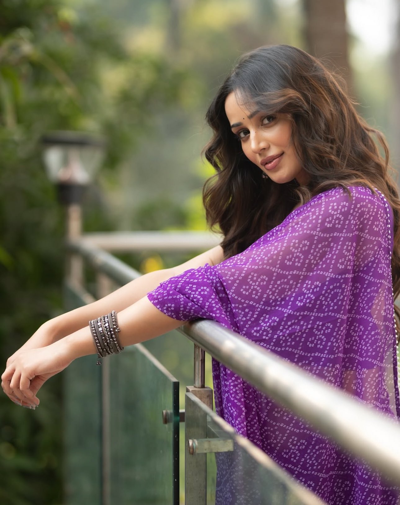 GkyyB5cXYAAV_p2?format=jpg&name=large