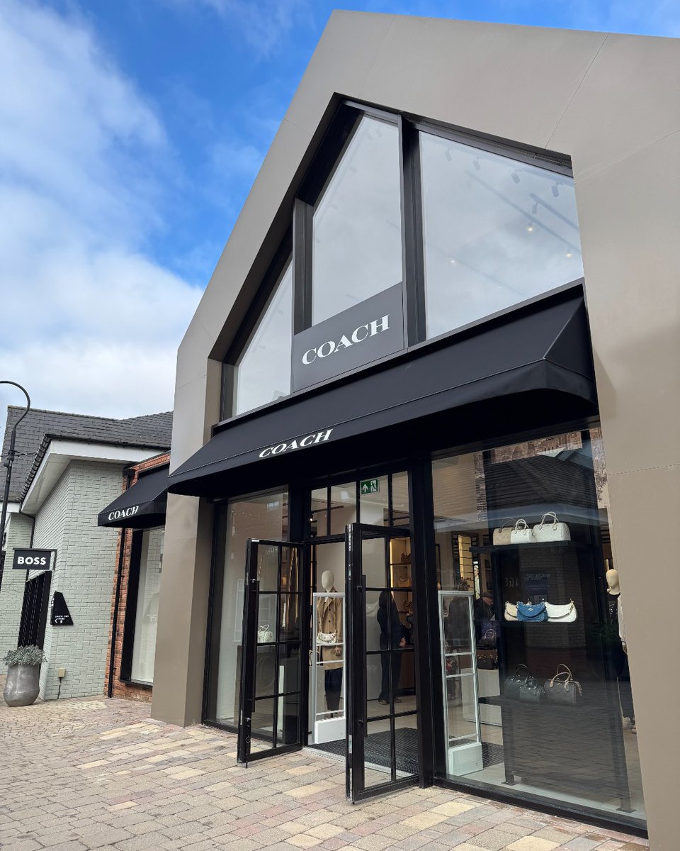 The moment we’ve all been waiting for... <a href="/Coach/">Coach</a> is now OPEN! 👜 ✨ 

And trust us, she's a STUNNER. 😍 

Your dream handbag is waiting at Braintree Village... hands up, who's popping by? 🙌 

#LoveBraintreeVillage #BraintreeVillage