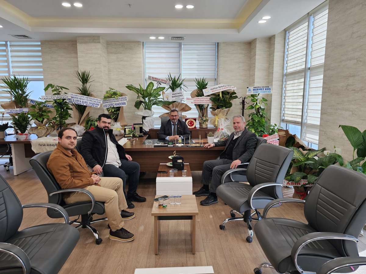 Kıymetli ağabeyim sn. Ali Rıza çolak,yegenim sn. Veysel çolak, mesai arkadaşım sn. fatih güllüoğlu ziyaretimize geldiler çok teşekkür ederiz.