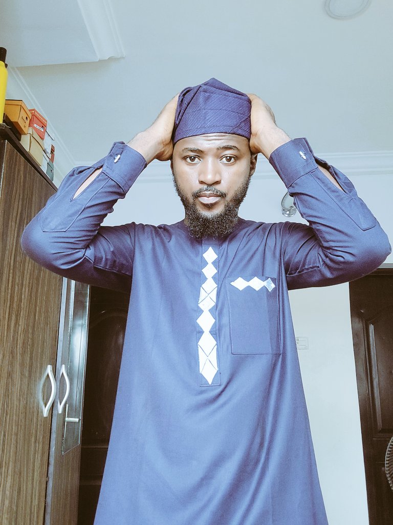 Ọmọ Ẹdẹ Màpó Àrógun
Ọmọ Ajílàlá Ọṣọ 
Ọmọ Afọjọ gbogbo dára bí egbin