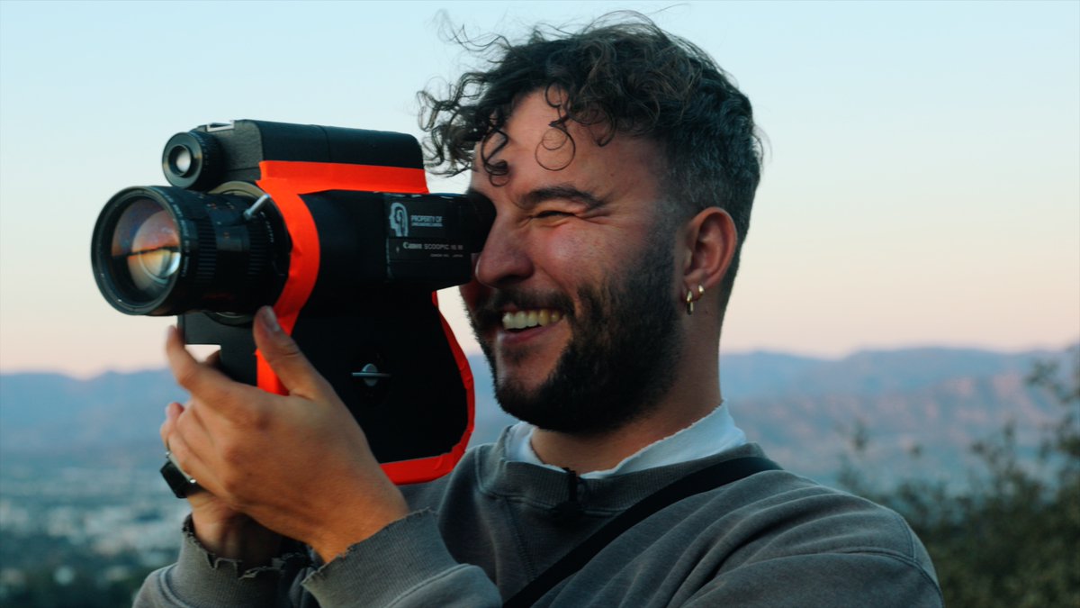linusnhiscamera's tweet image. new video on everything you need to know before taking on paid photography jobs shot entirely on film (new video, link in bio!)