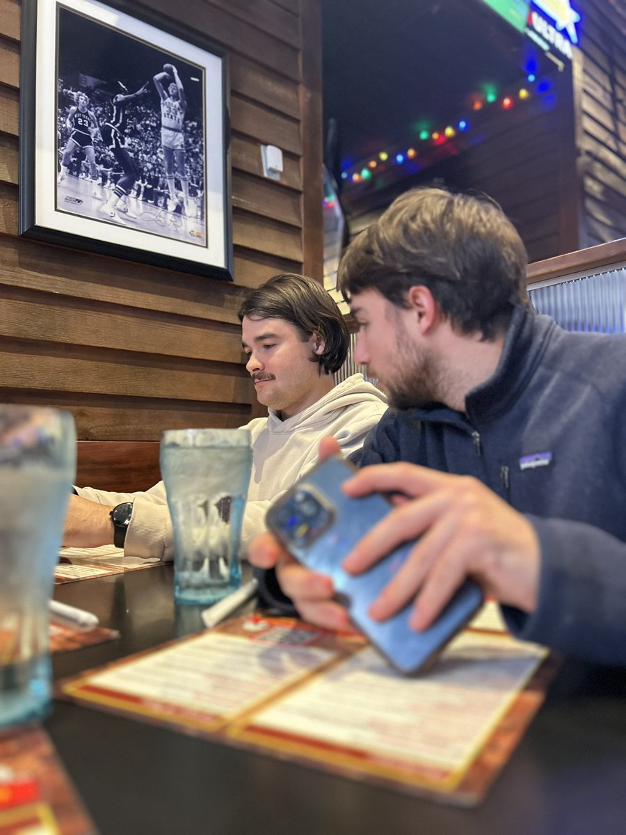 FieldVisionMi's tweet photo. Itโs a family affair here in Indy! Hit us up to see what weโve got cooking up at the JW Marriott!!! #NFLCombine #FieldVision https://t.co/0T3zs4v9yT