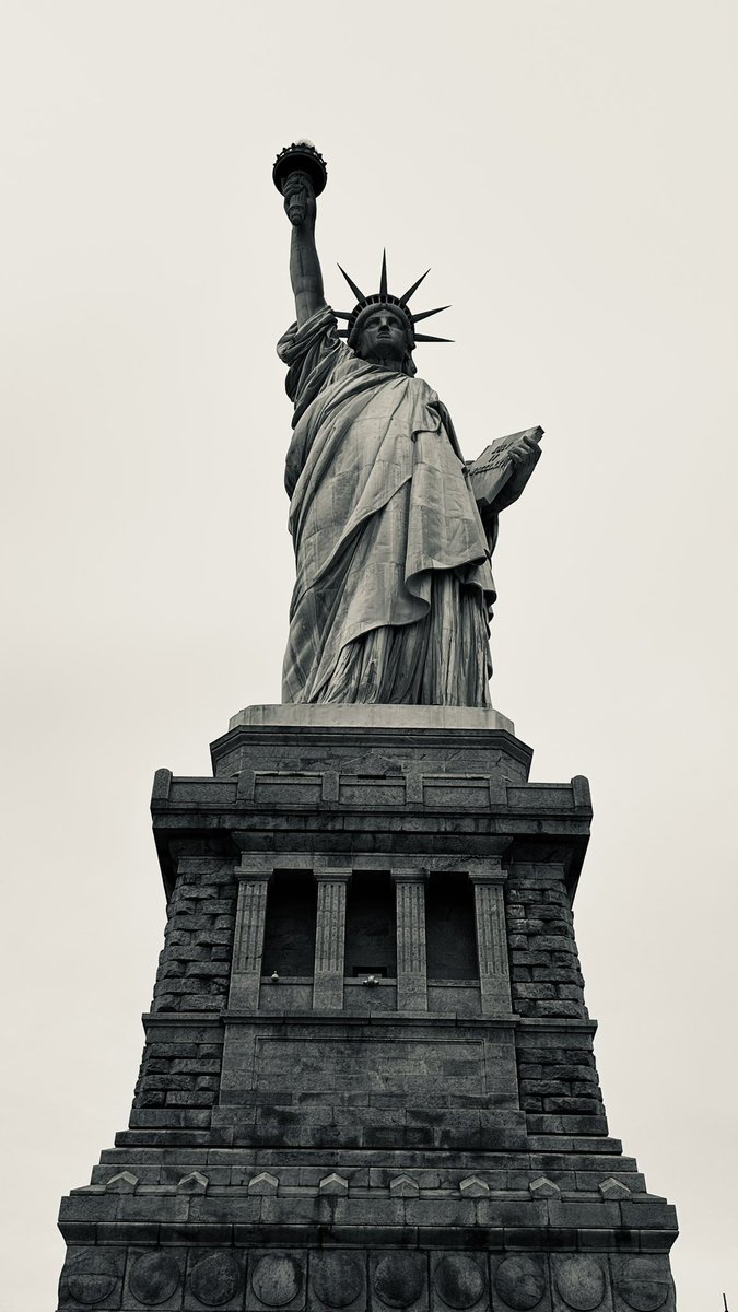 Very neat to visit New York, exploring little streets, pizza joints, Central Park, and a jug full of Margarita!