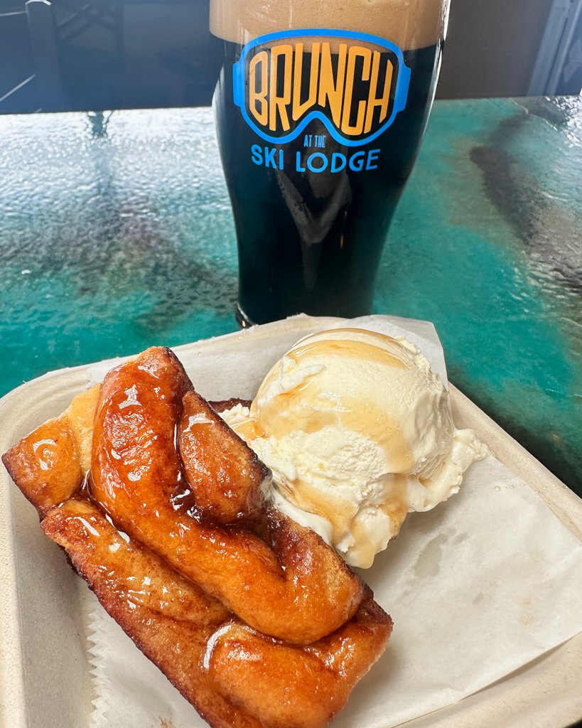 Who's ready for some DELICIOUS, MOUTHWATERING brunch food this weekend?! I know we are!⁠
⁠
Brunch at the Ski Lodge starts at 11 AM THIS SATURDAY (3/1) at Grist House in Millvale.
