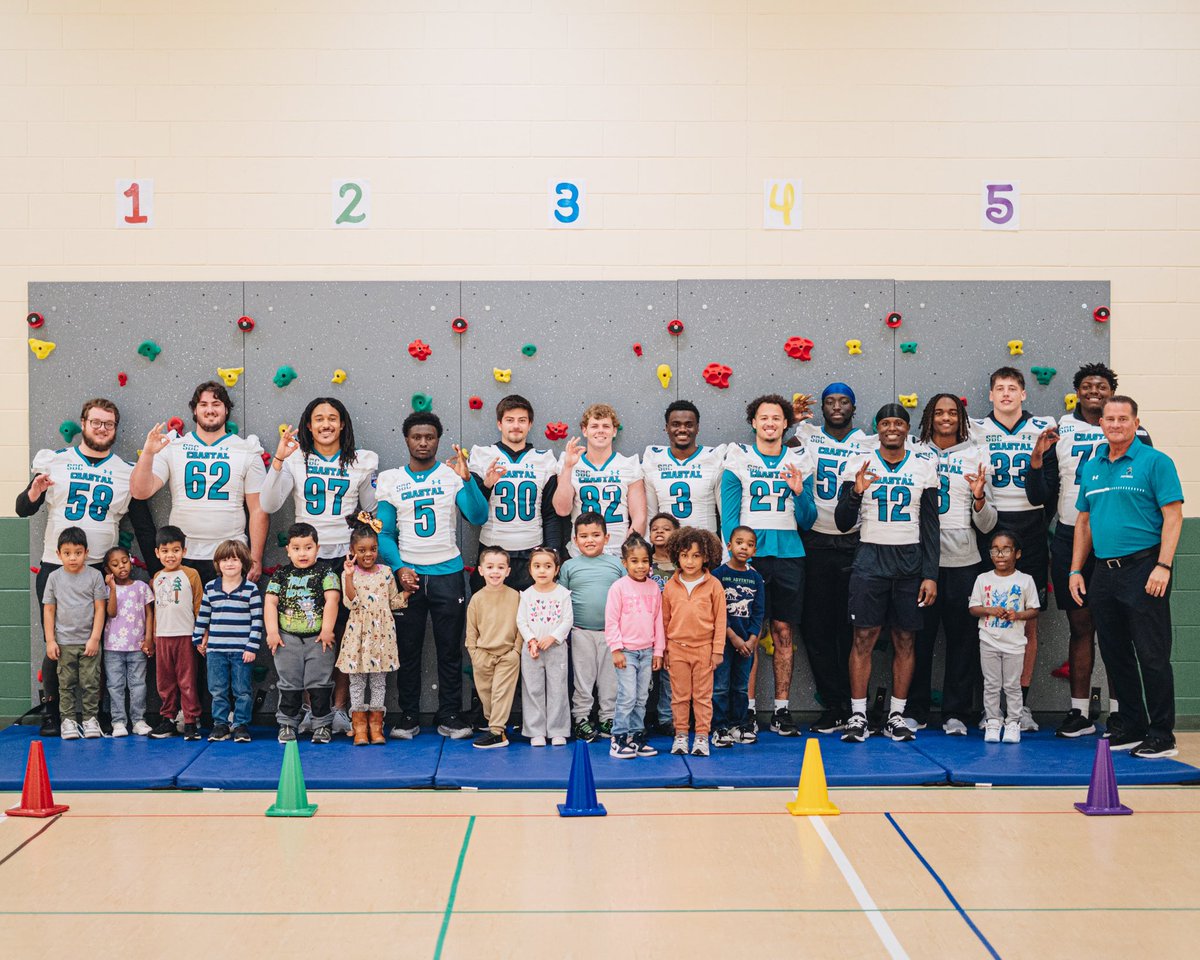 CCU_SADE's tweet image. What a morning!! We had over 100 student-athletes visit 16 schools today for our Caring for Kindergartners event!!📚👌📚👌
@UnitedWayHorry
Our student-athletes are making an IMPACT! #TealImpact #ChantsUp