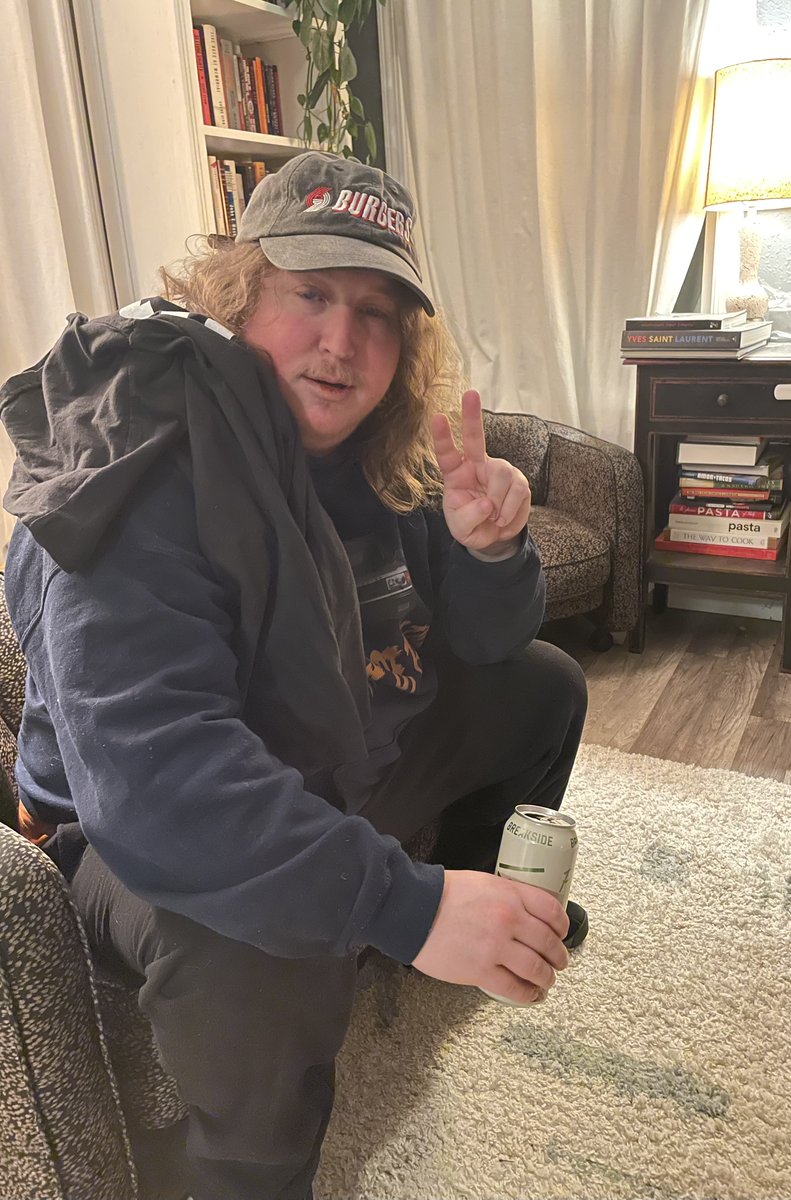 TELEVANGEL_'s tweet image. TTDIPWYD:
Was gonna be the start to our follow up to 🐟, but with Milc living in NYC part time we didn't have enough time to dedicate our efforts to that (yet), so we recorded this in two sessions....just a little treat while we begin the next magnum opus 
televangel.bandcamp.com/album/things-t…