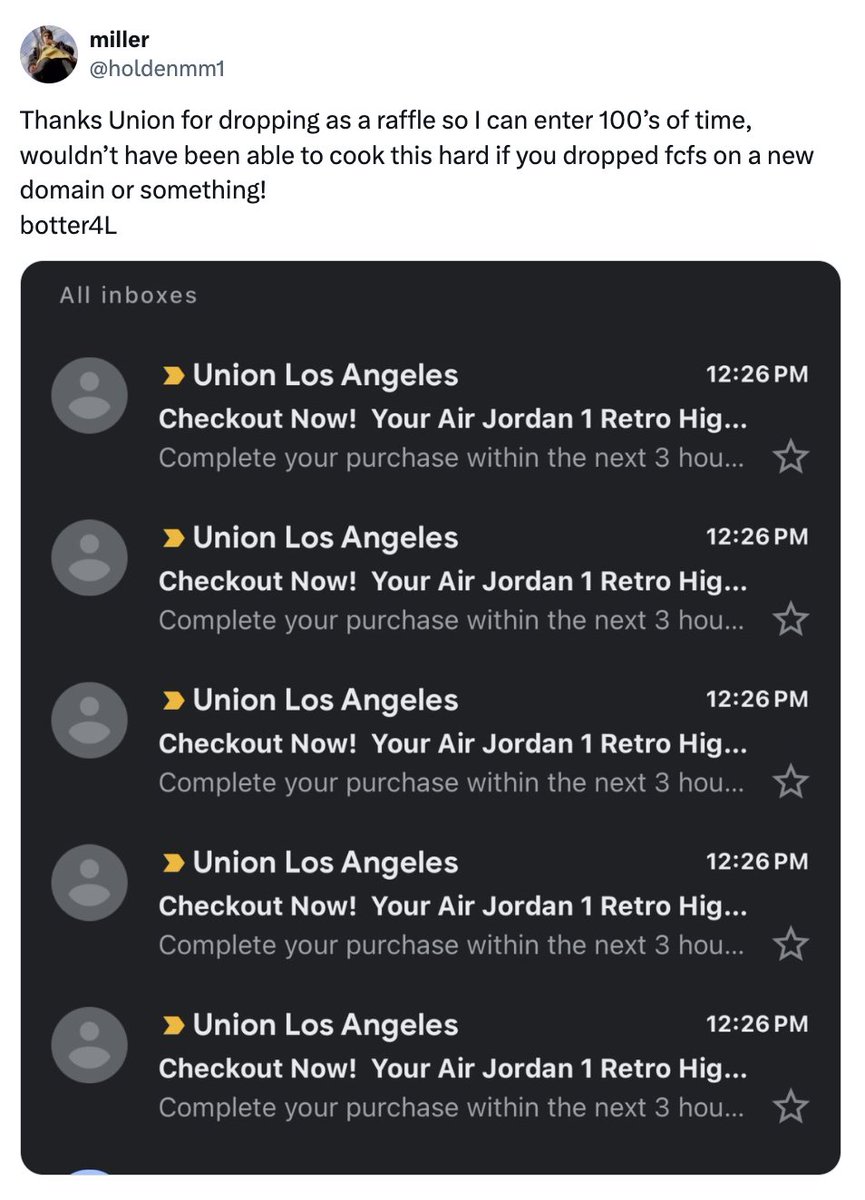 JustFreshKicks tweet media