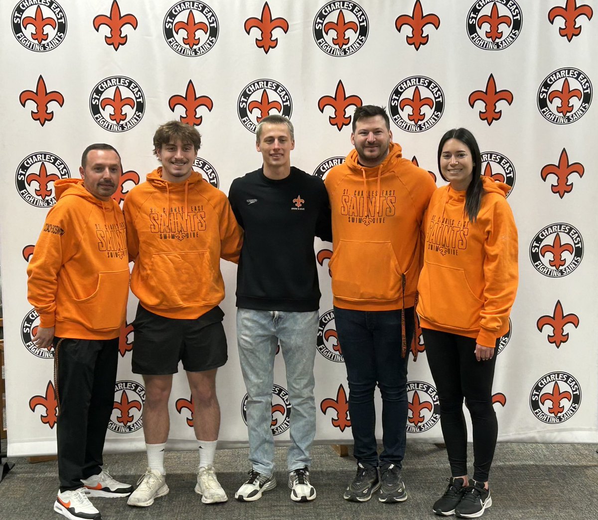 Congratulations to our Diver, Jamie Heuser, as he heads off to the IHSA State Final this weekend!