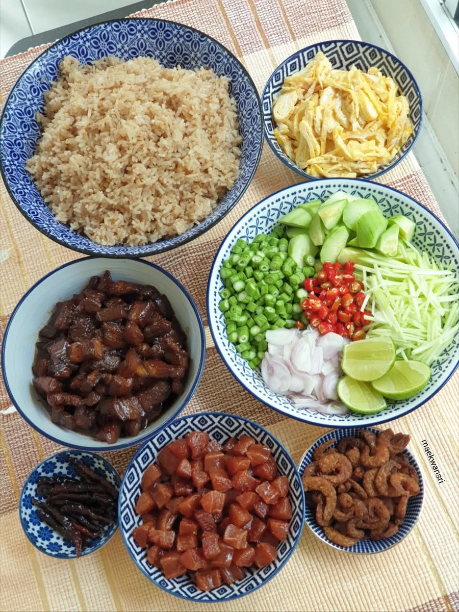 Maekwansri tweet media