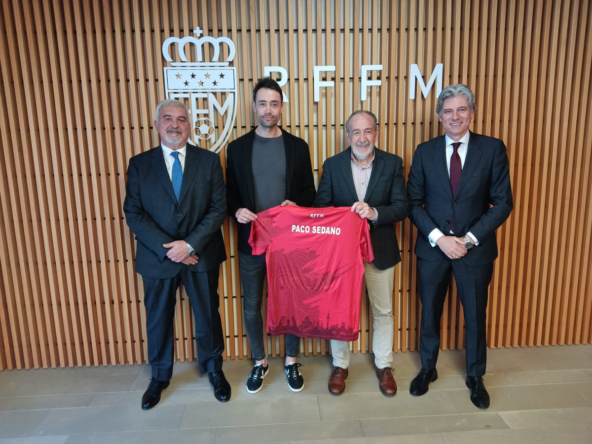 RFFM (@rffm_oficial) on Twitter photo Durante la visita de <a href="/PacoSedano28/">Paco Sedano</a> a la sede de la RFFM, también ha compartido espacio con el vicepresidente de Asuntos Deportivos, <a href="/GuillermoLabor/">Guillermo Laborda</a>, y con el secretario general, <a href="/Gallardo7Jose/">José Gallardo</a>. Durante la visita de <a href="/PacoSedano28/">Paco Sedano</a> a la sede de la RFFM, también ha compartido espacio con el vicepresidente de Asuntos Deportivos, <a href="/GuillermoLabor/">Guillermo Laborda</a>, y con el secretario general, <a href="/Gallardo7Jose/">José Gallardo</a>.