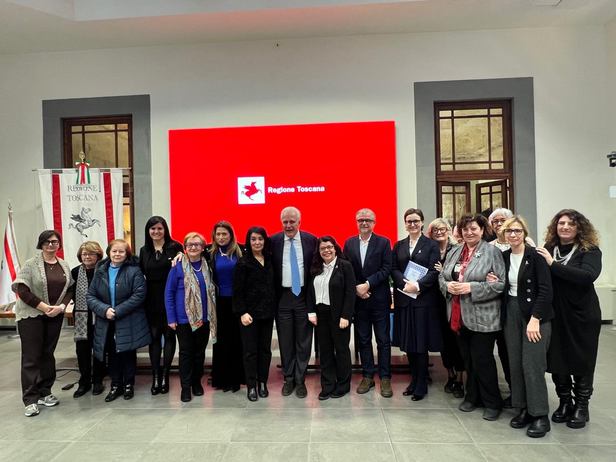 Europa Donna Italia (@europadonnait) on Twitter photo Europa Donna Italia ha presentato in <a href="/regionetoscana/">Regione Toscana</a> l’analisi del valore sociale generato dalle associazioni di pazienti con tumore al seno attive sul territorio.
Per maggiori informazioni: europadonna.it/wp-content/upl… Europa Donna Italia ha presentato in <a href="/regionetoscana/">Regione Toscana</a> l’analisi del valore sociale generato dalle associazioni di pazienti con tumore al seno attive sul territorio.
Per maggiori informazioni: europadonna.it/wp-content/upl…