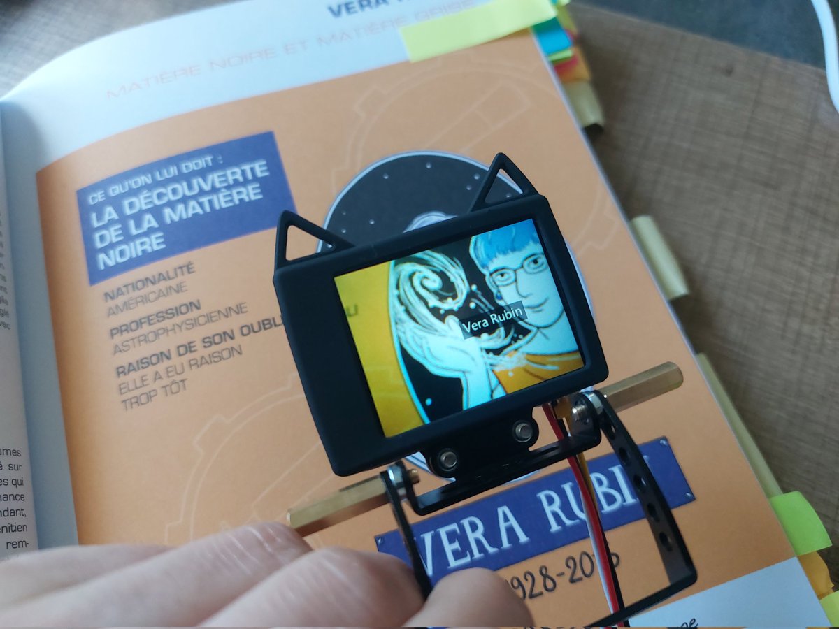 joanriguet's tweet image. Défi 1 reussi avec la caméra husky Lens de la malette
#YESWECODE de la fondation @Fond_CGenial