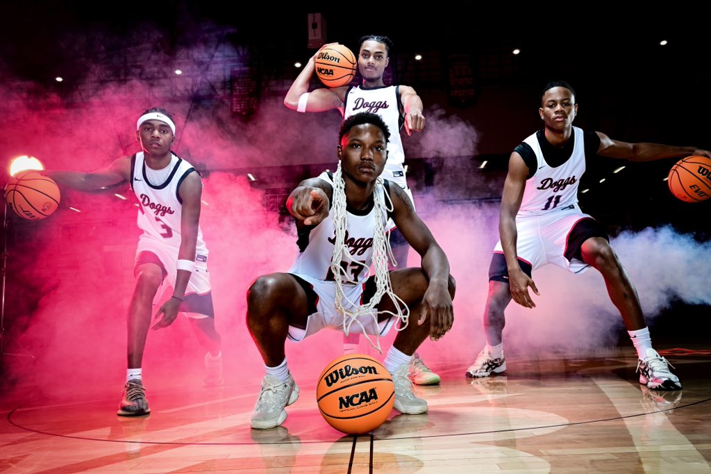 To our 4 Seniors, you guys have changed the course of our program through hard work and invenstment! For that we are very grateful!

4 year Accomplishments-

85 wins
1 Region Championship
2 Region Runner-Ups
4 State Playoff App.
3 Sweet 16
2 Elite 8
1 Final 4

THANK YOU! #GoDoggs