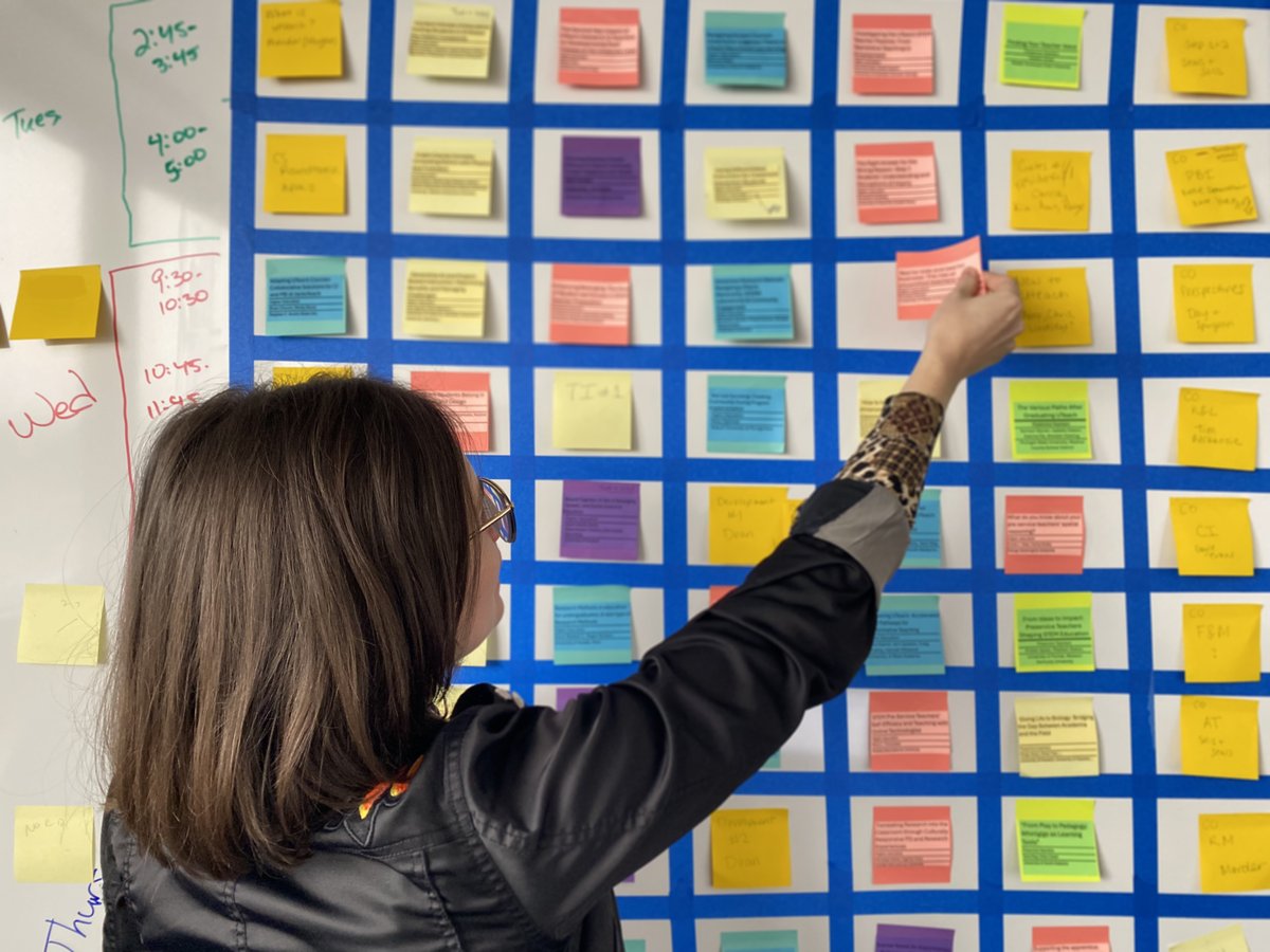 👀SNEAK PEEK: This is how we make the #UTeach STEM Educators Conference schedule come to life! 📅✍️ We can’t wait to reveal this year’s amazing lineup with you soon #UTeachnation! 
🗓️ May 20-22, 2025
📍 Reno, NV
🔗 Register today: bit.ly/uteachnation