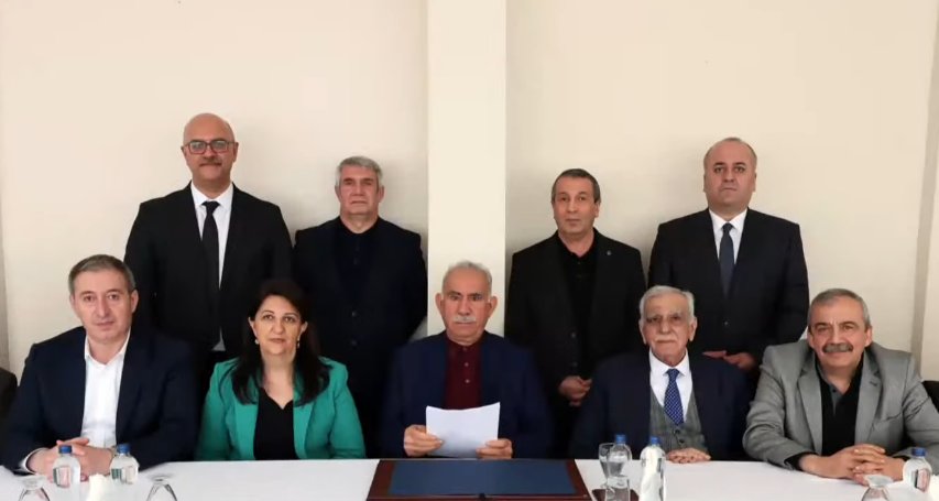 Aponun mektubunu okuyup son halini paylaşmışlar Allah belanızı versin hepinizin
Hakkımı helal etmiyorum 
utanç dolu bir gün