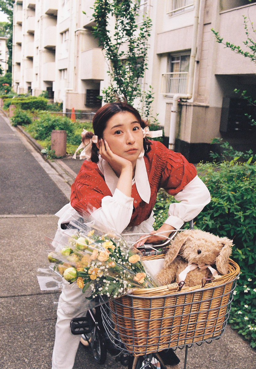 natitaito's tweet photo. #少女団地 特別号 
クリーム団地のまろんちゃん🐰🧶💐 https://t.co/mJB797TIu8