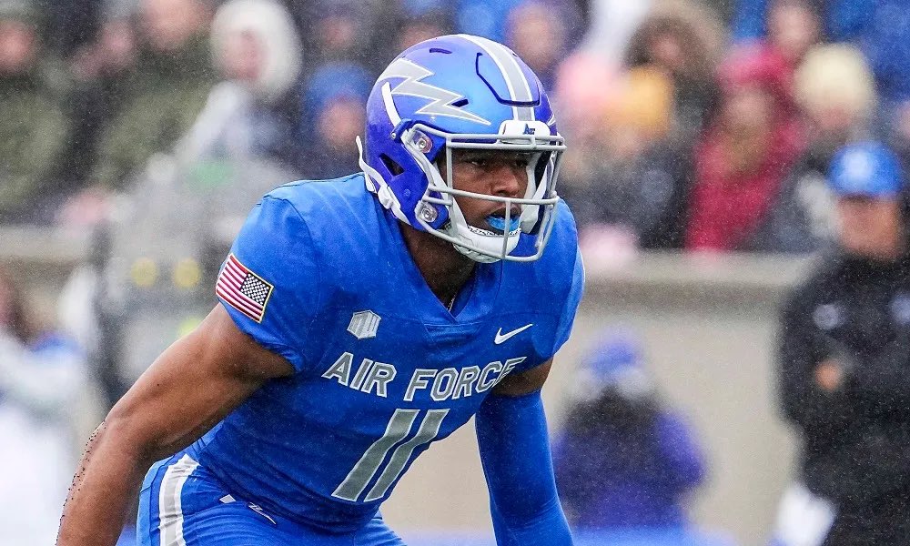 After a great conversation with <a href="/CoachLobotzke/">Steed Lobotzke</a> I’m blessed to receive an offer from <a href="/AF_Football/">Air Force Football</a> ! <a href="/CoachLamAF/">Ken Lamendola</a> 
<a href="/WRAB50/">William Blaylock</a> <a href="/Coach_Ware/">Brian Ware</a> <a href="/rashadbobino44/">rashad bobino</a> <a href="/DonnieBaggs_/">#HCville</a> <a href="/jarrettbailey12/">Jb⁶𓅓</a> <a href="/JGonzalesJr10/">Julio Gonzales Jr.</a> <a href="/jackson_dip/">Jackson DiPasquale</a> <a href="/JButler_210/">Josh Butler</a>