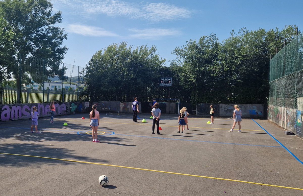 LiveWest (@wearelivewest) on Twitter photo Around 200 young kids get involved with successful community youth project๐จAfter requests from our local residents to have more activities in the area, <a href="/MineheadEYE/">Minehead EYE</a> partnered with LiveWest, Magna Housing and <a href="/SomersetWT/">Somerset Wildlife Trust</a> to provide a series of sessions.
bit.ly/4hSDll9๐ Around 200 young kids get involved with successful community youth project๐จAfter requests from our local residents to have more activities in the area, <a href="/MineheadEYE/">Minehead EYE</a> partnered with LiveWest, Magna Housing and <a href="/SomersetWT/">Somerset Wildlife Trust</a> to provide a series of sessions.
bit.ly/4hSDll9๐